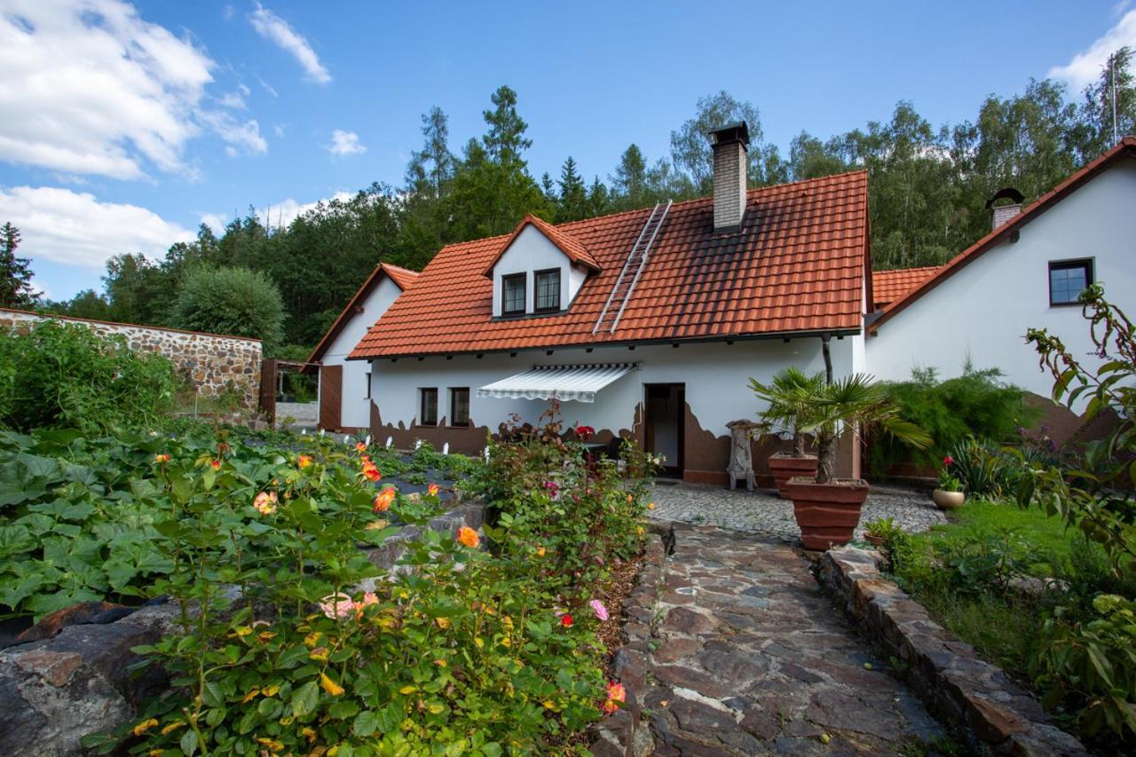 Hajovna Hnevnice Exterior photo