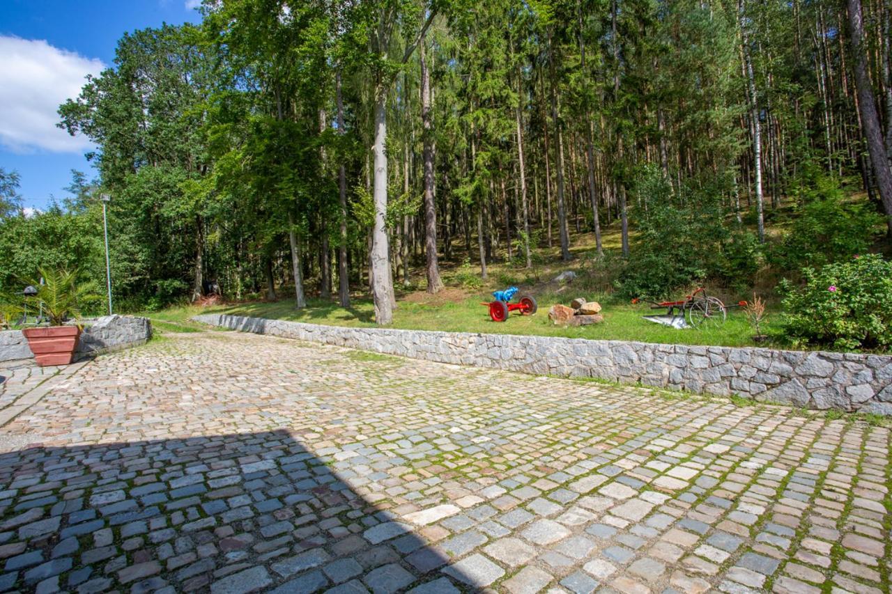 Hajovna Hnevnice Exterior photo